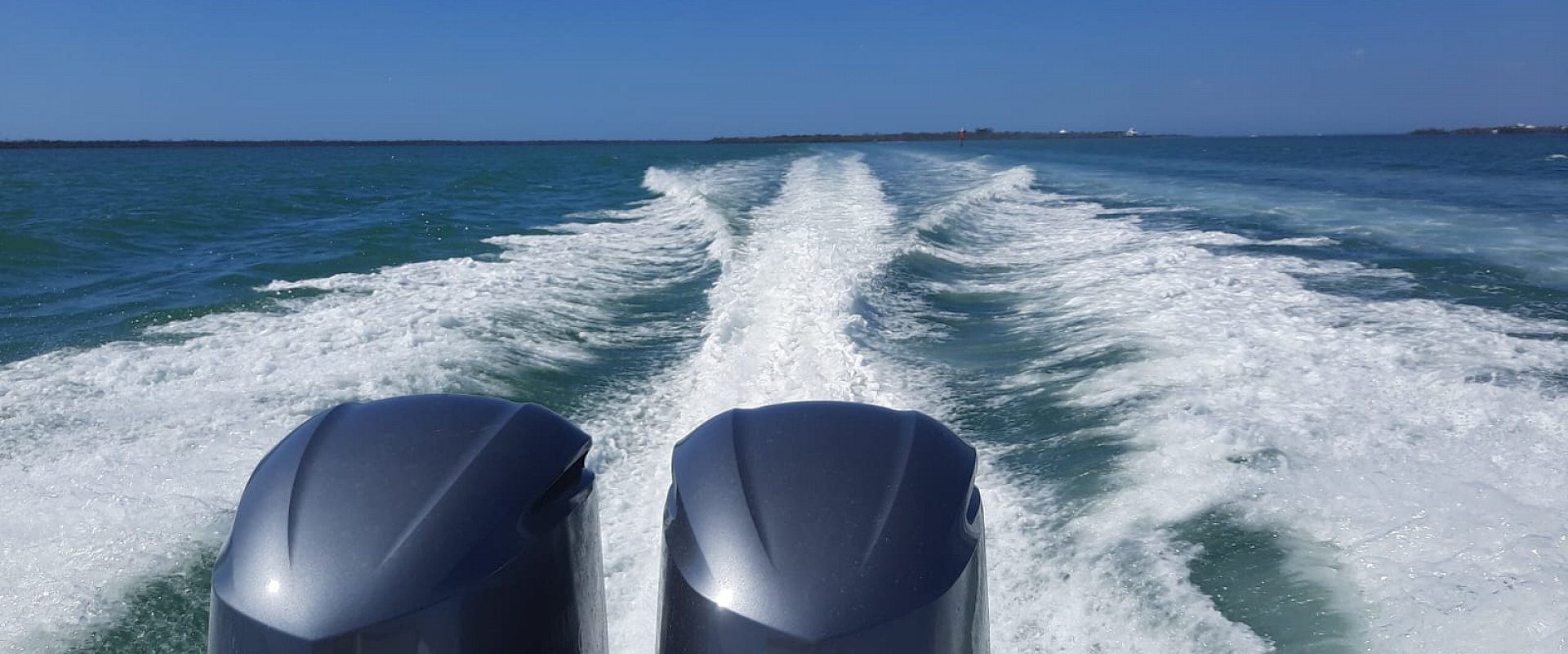 sun-island-cape-coral-charter-boats-and-services-home-page-cover-image-boat-engine